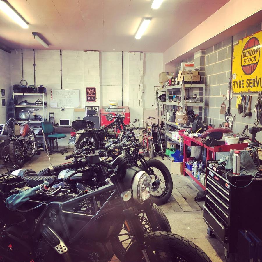Union Road Moto Velo Accommodation クレディトン エクステリア 写真